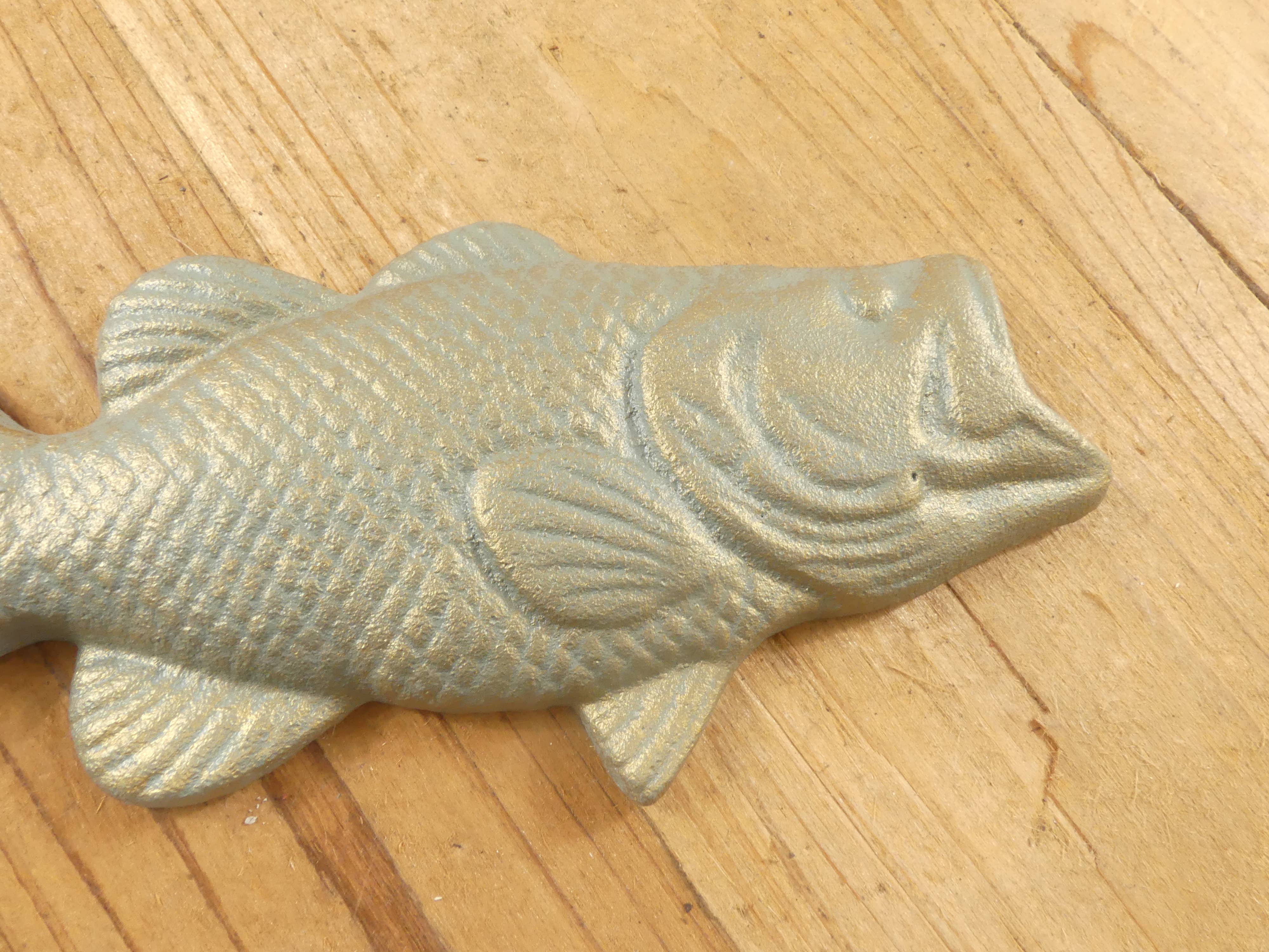Midwest Craft House - Wholesale Bottle/Wine Opener - CAST IRON LARGEMOUTH BASS / FISH BOTTLE OPENER2