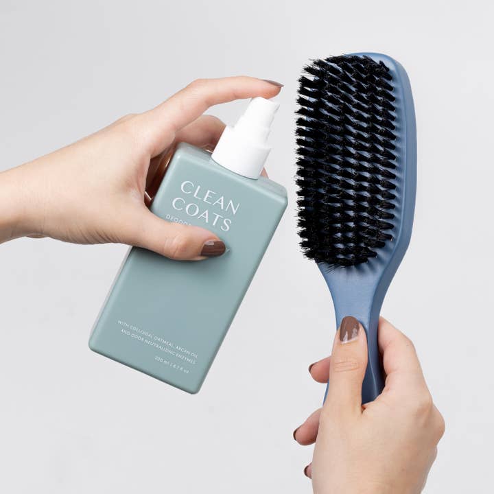 Clean Coats - Wholesale Pet Spray - Dog - Dog Conditioning Spray & Deodorizer 2 in 1 For Smelly Dogs1