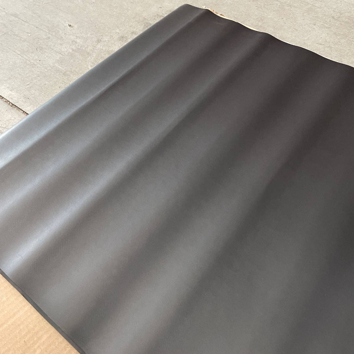 Yoga Junkies - Wholesale Yoga Mat - Brand New PRO Yoga Mat with Slight Waviness - Reduced Price!3