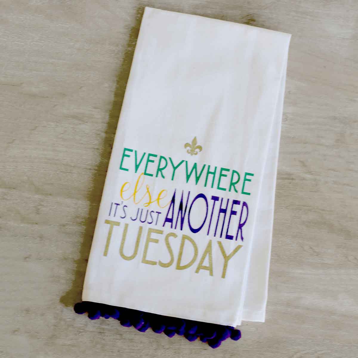 The Royal Standard - Wholesale Hand Towel - Tuesday Flour Sack Hand Towel   White/Multi   20x280