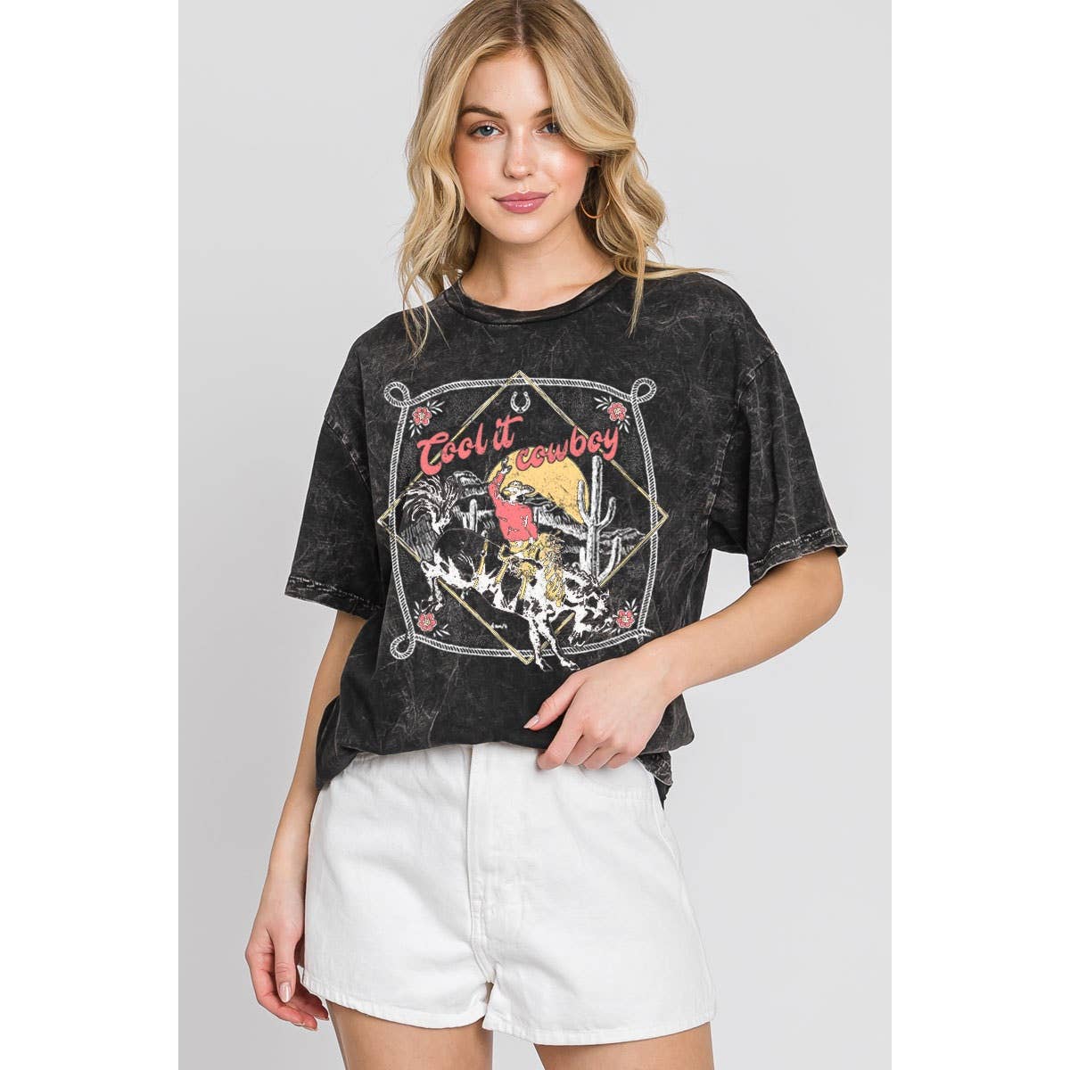 HRTandLUV – Großhandel T-Shirt mit Siebdruck – Damen – COOL IT T-SHIRT MIT COWBOY-MINERAL-GRAFIK3