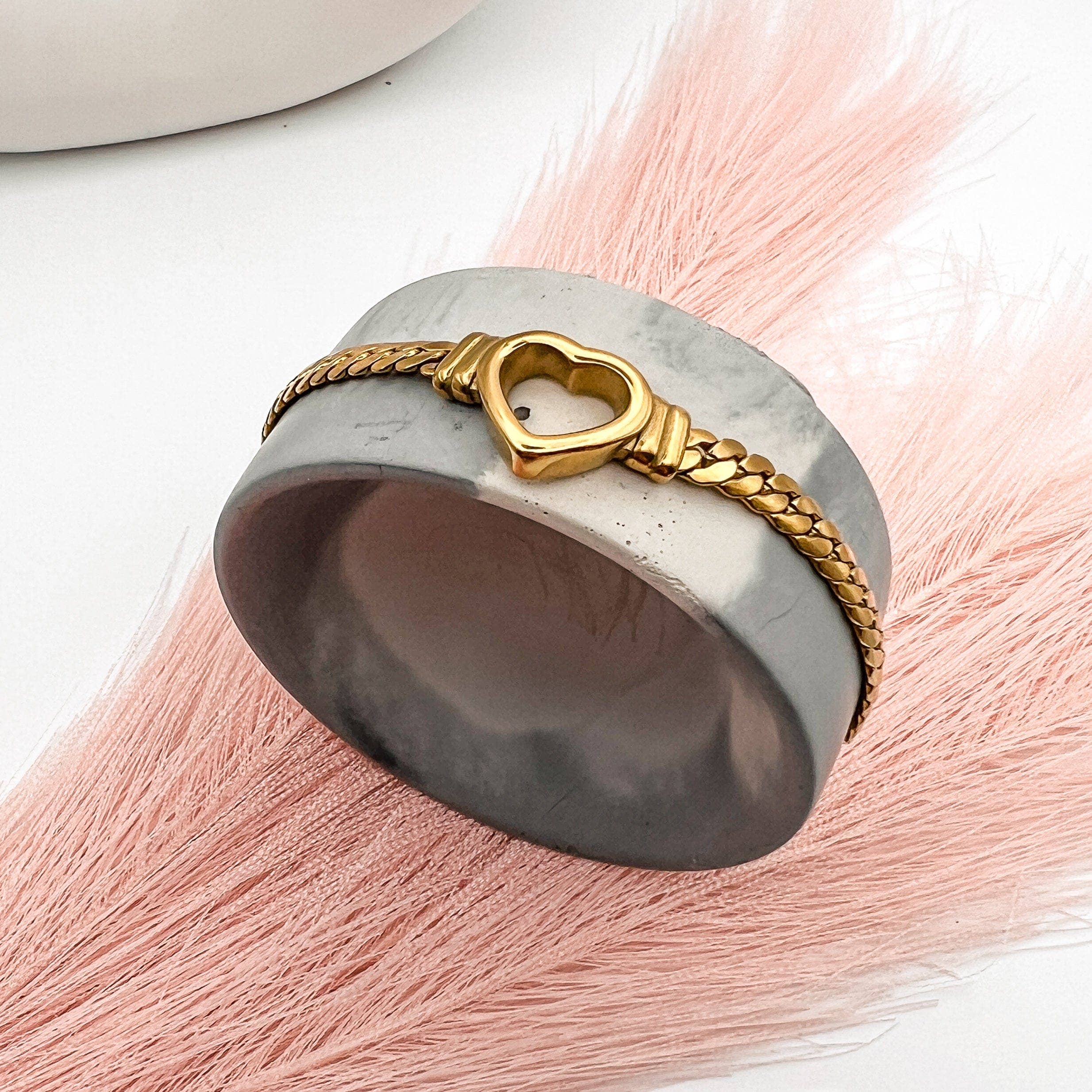 Fiona Grace - Wholesale Charm/Dangle Bracelet - Heart Of Gold Bracelet- Tarnish Free6