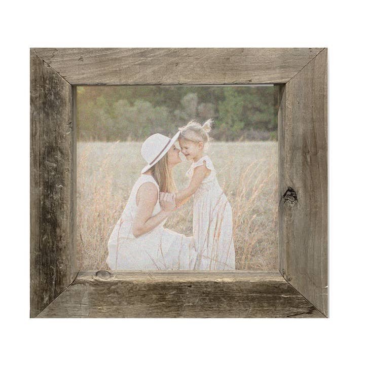 Cornice per foto in legno 18x18 per la vendita all'ingrosso da parte di Brayden and Brooks