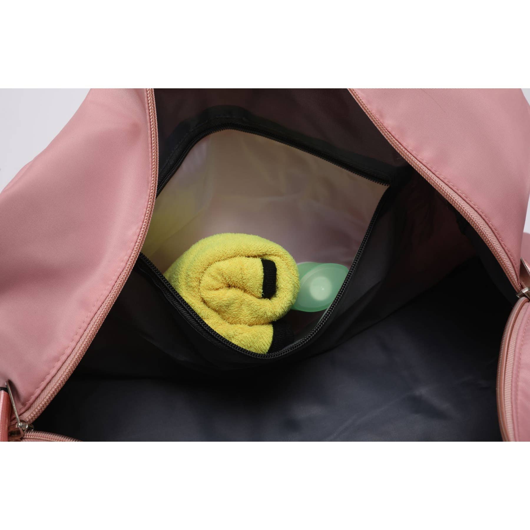 wandf – wholesale Weekender bag – women's – Travel Bag with Shoe Compartment - Waterproof Yoga Gym Bag13