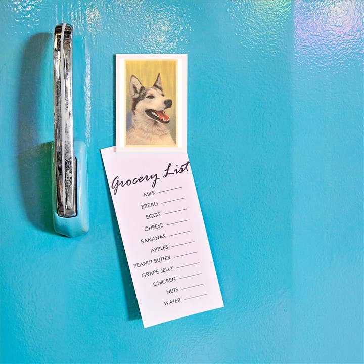 Found Image Press - Venta al por mayor Imanes - Imán DG-116 Perro de Trineo Sonriente1