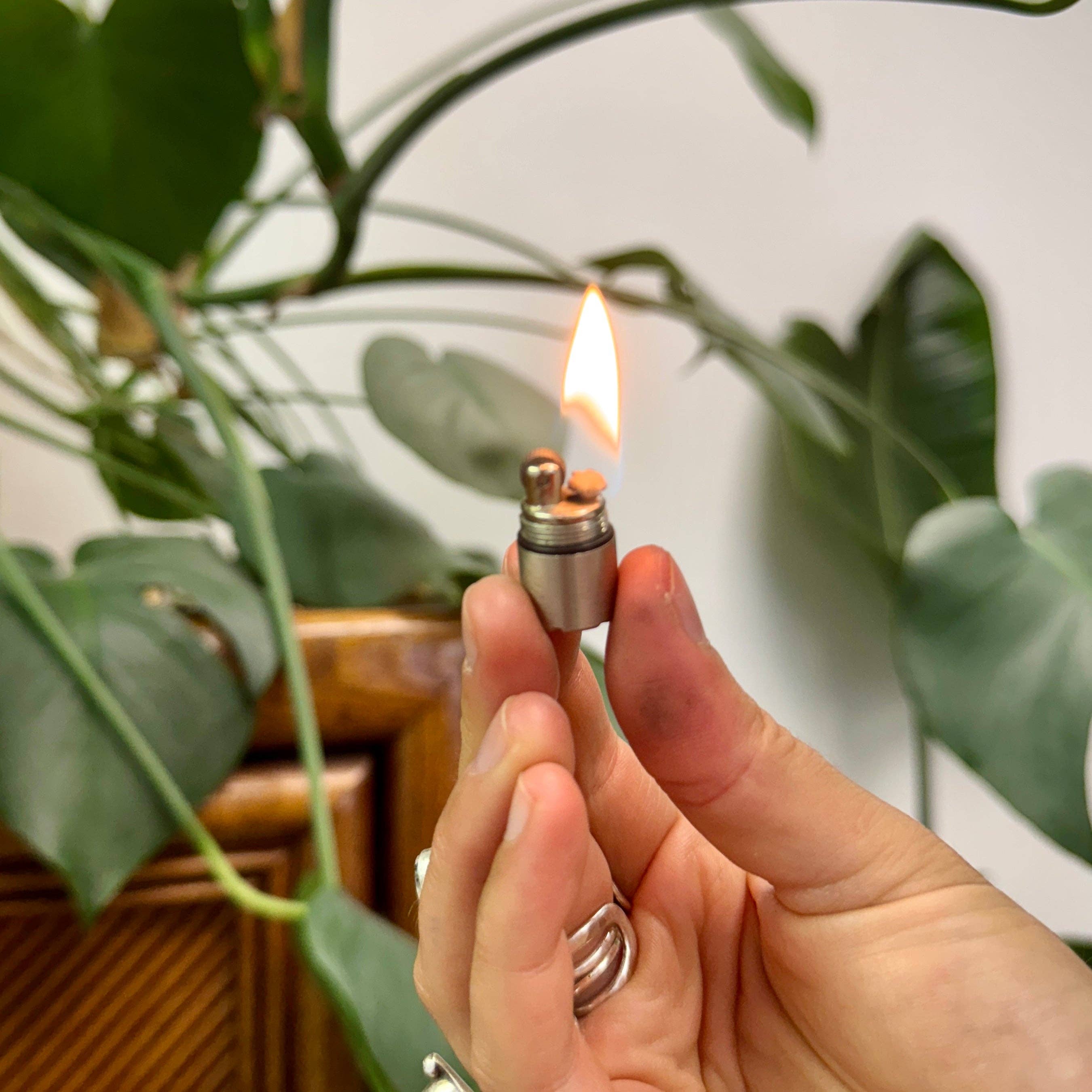 Fluff Hardware – wholesale Pendant/charm necklace – Trixie Lighter Necklace4