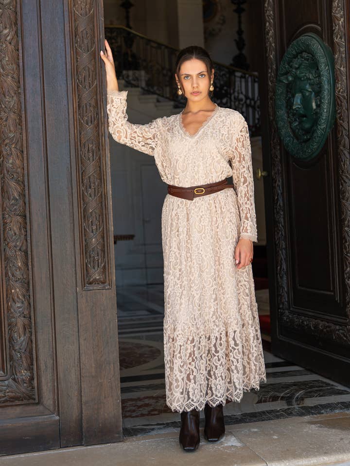 Maël lace blouse & skirt set - 81062 & 81063 for wholesale by CHOKLATE PARIS