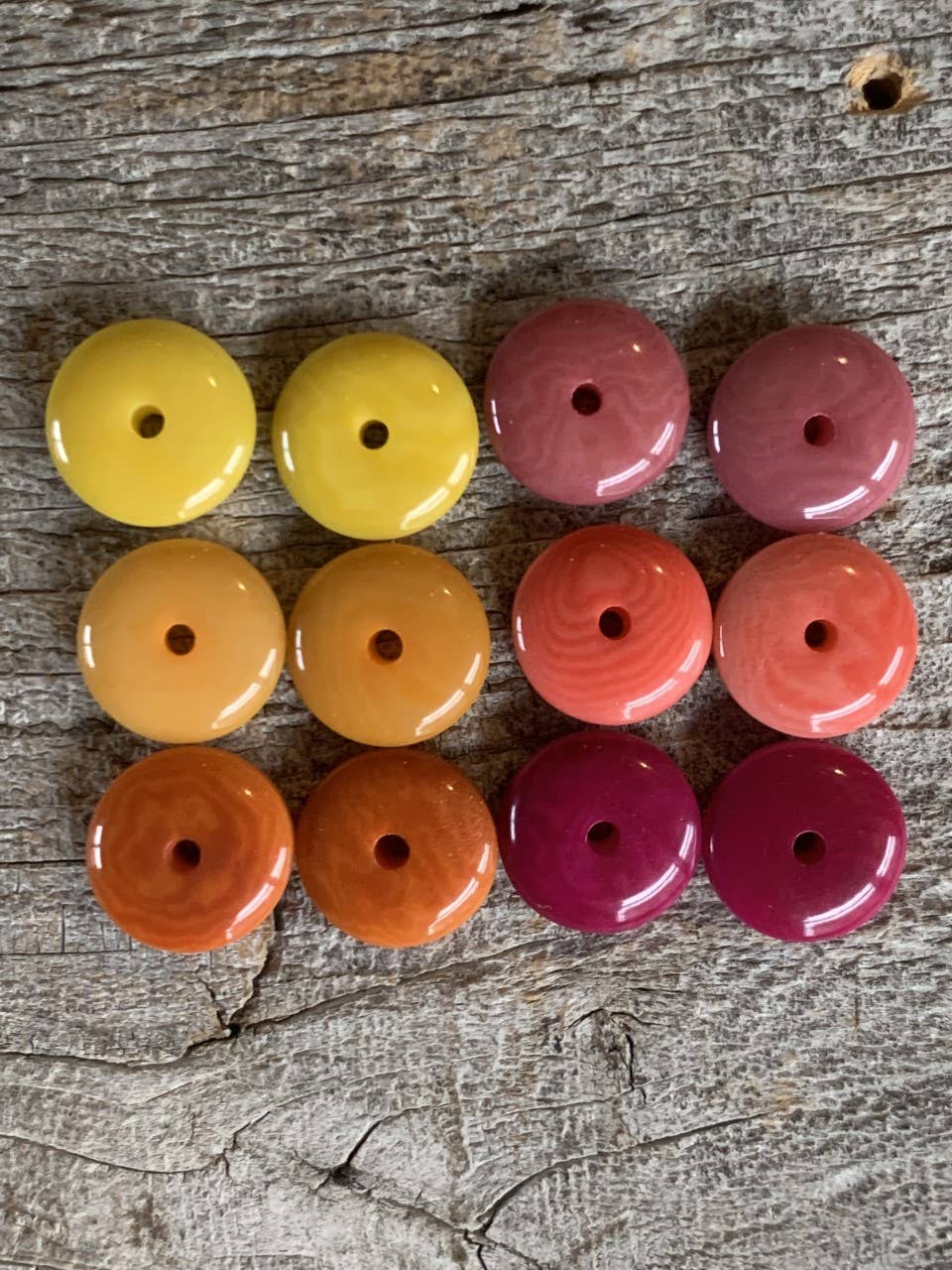 Veronica Riley Martens - Wholesale Hangende/ronde oorbellen - Kleine Dangle oorbellen3