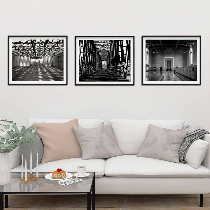 Ensemble d'impressions en noir et blanc sur l'architecture géométrique, collection de 3 tirages pour la vente par lostkatphoto