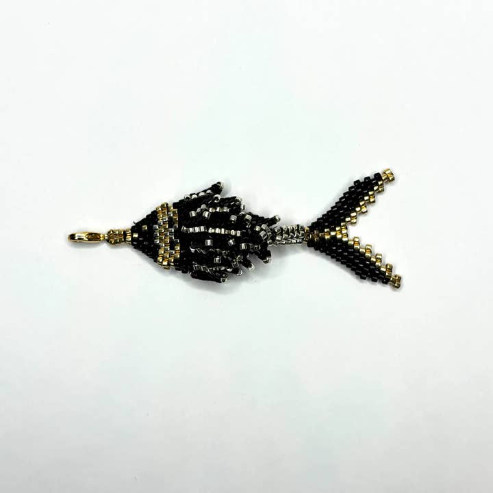 Bellalu Jewelry and Accessories - Wholesale Pendant/Charm Necklace - Murano Fish Shape Necklace3