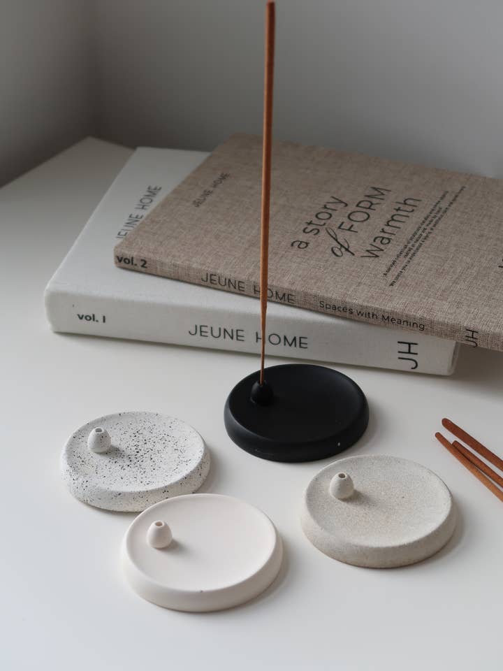 Scandi Round Incense Holder for wholesale by Jeune Home