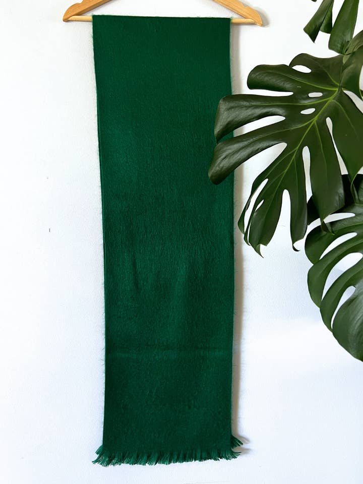 Christmas Green Alpaca Scarf for wholesale by Meraki Movement