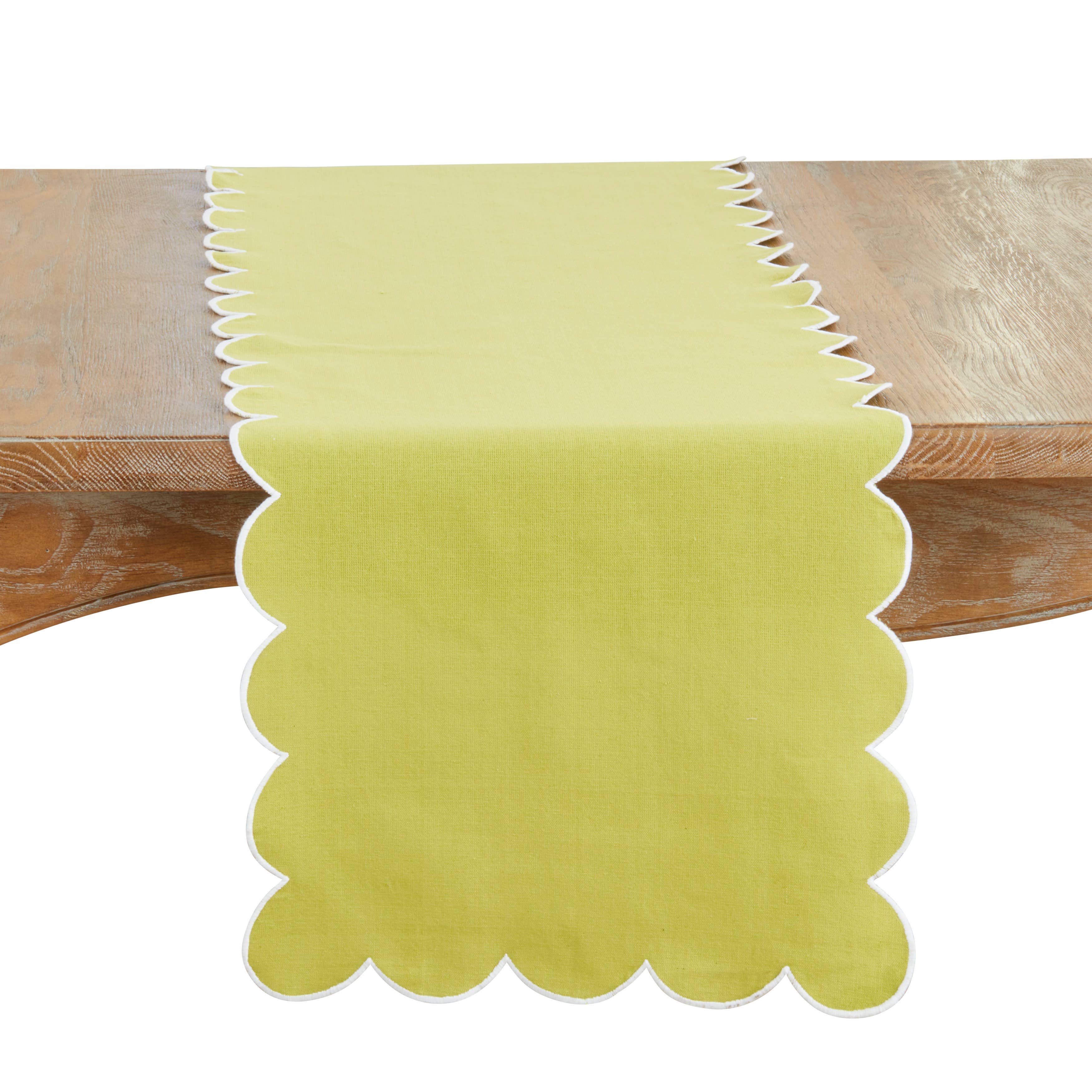 Saro Lifestyle - Wholesale Table Runner - Cotton Scalloped Table Runner3