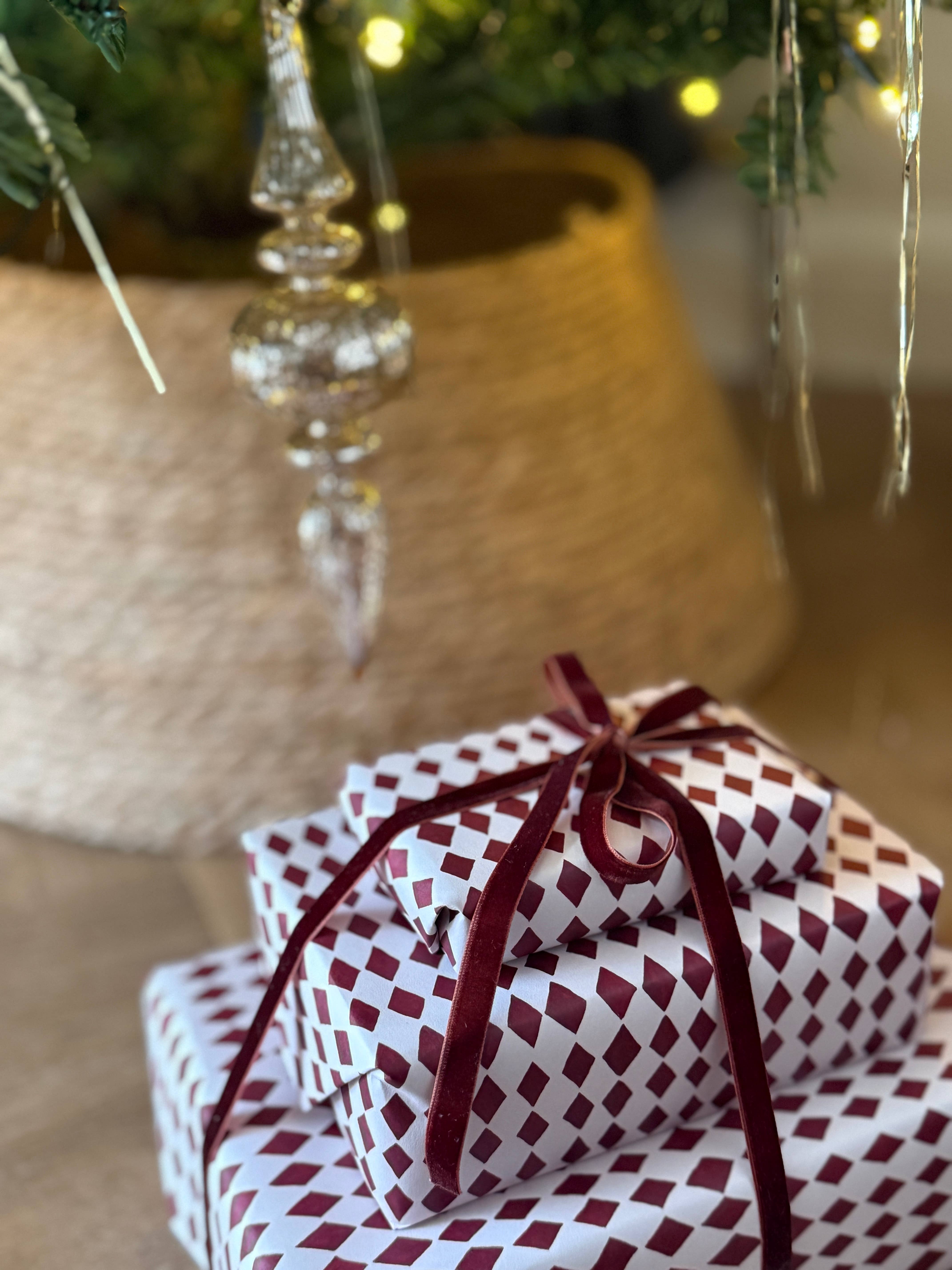 Katie Housley - Wholesale Flat Wrap - DIAMOND RED HARLEQUIN LUXURY GIFT WRAP PATTERNED PAPERS3