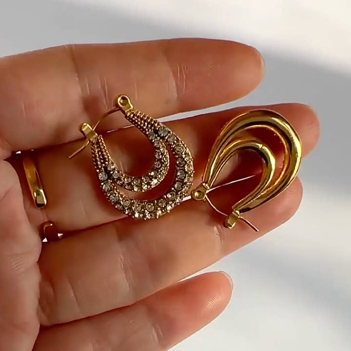 MeloMelo - Wholesale Hoop Earrings - Beth - Oval Double Crystal Pavé Hoop Earrings2