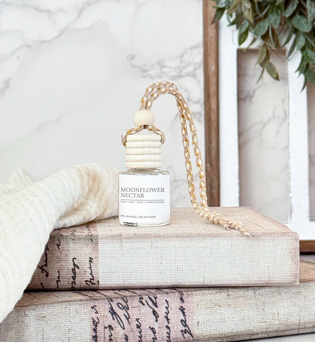 Spirit Glow Home & Body Essentials - Wholesale Car Freshener - Unisex - Moonflower Nectar Hanging Car Diffuser