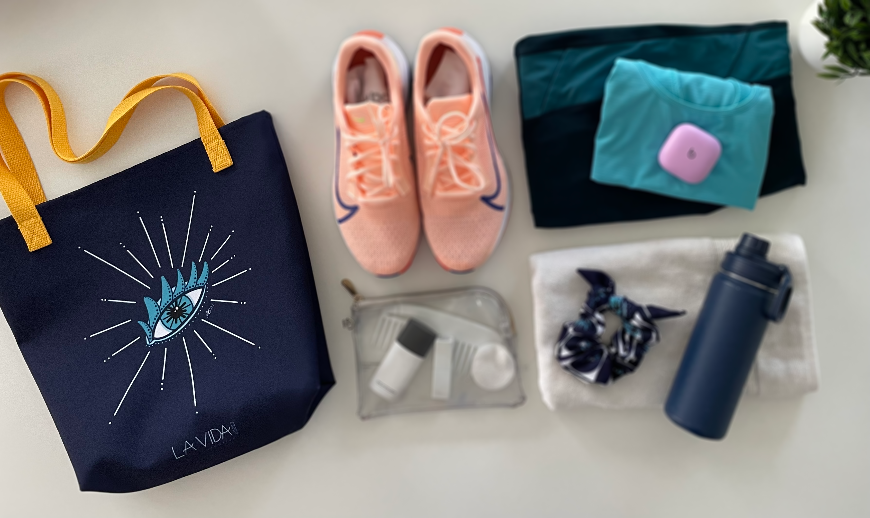 La Vida Creative - Wholesale Tote Bag - Women's - Medium Ojo Tote Bag (no pocket)3