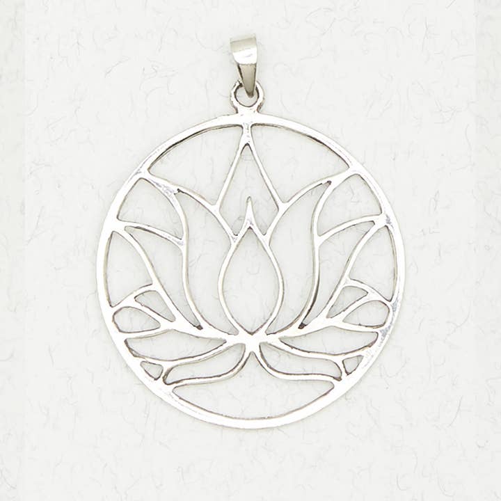 Hindu Zinn-Anhänger Halskette - Lotus für den Großhandel von Nirvana LLC