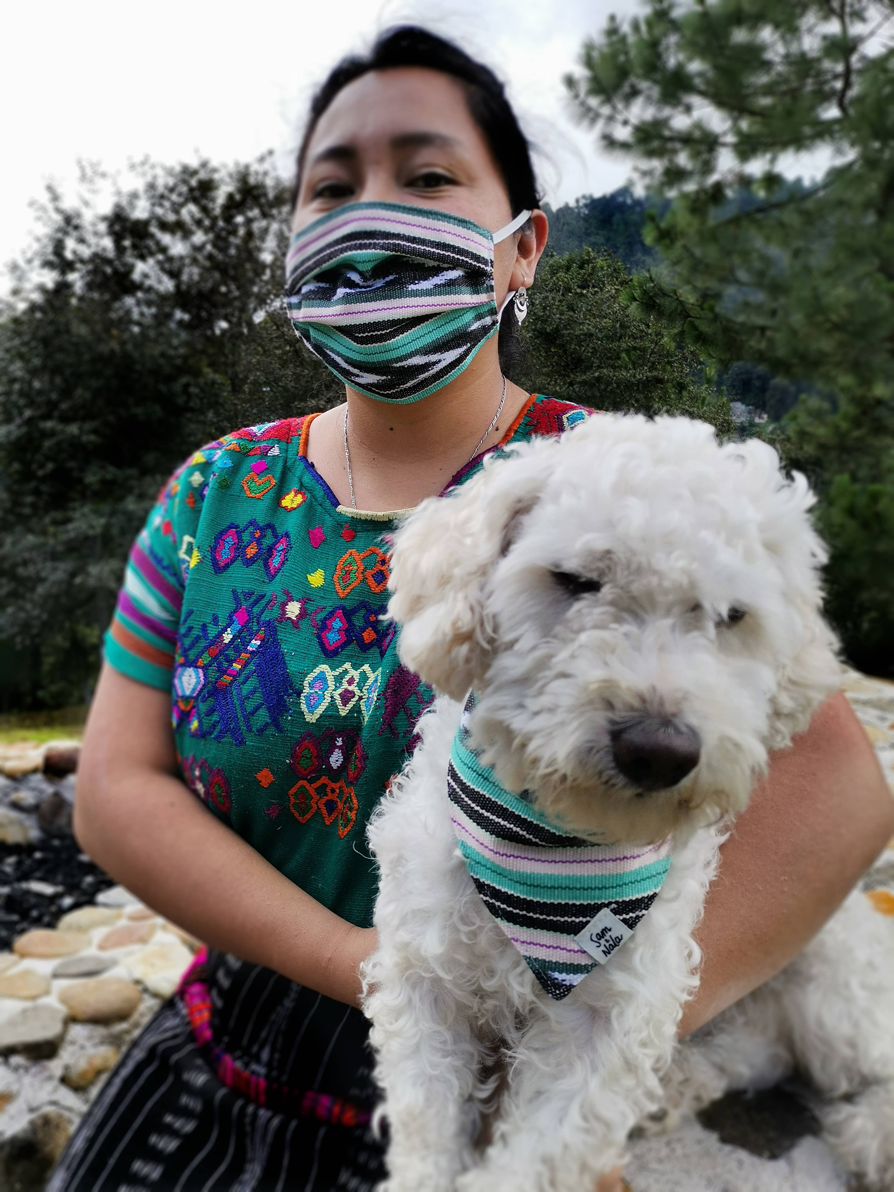 Sam & Nala | intentional style for pets & their people - Venta al por mayor Bandana - Perros - Bandana para Perros Flutter By – Hecho a Mano y de Comercio Justo6