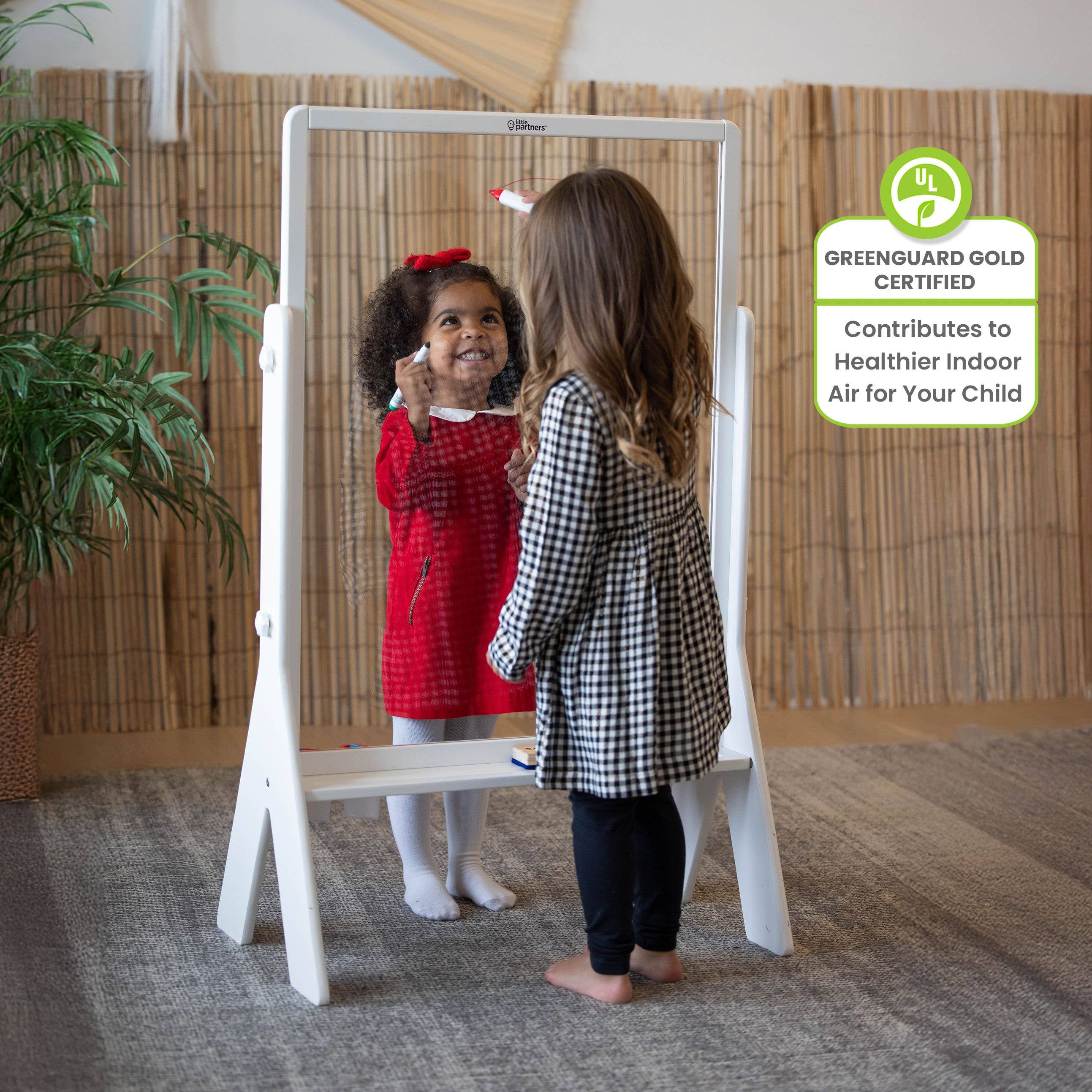 Little Partners – Großhandel Staffeleien – Little Partners Peek-A-Boo Staffelei mit transparentem Acrylboard5