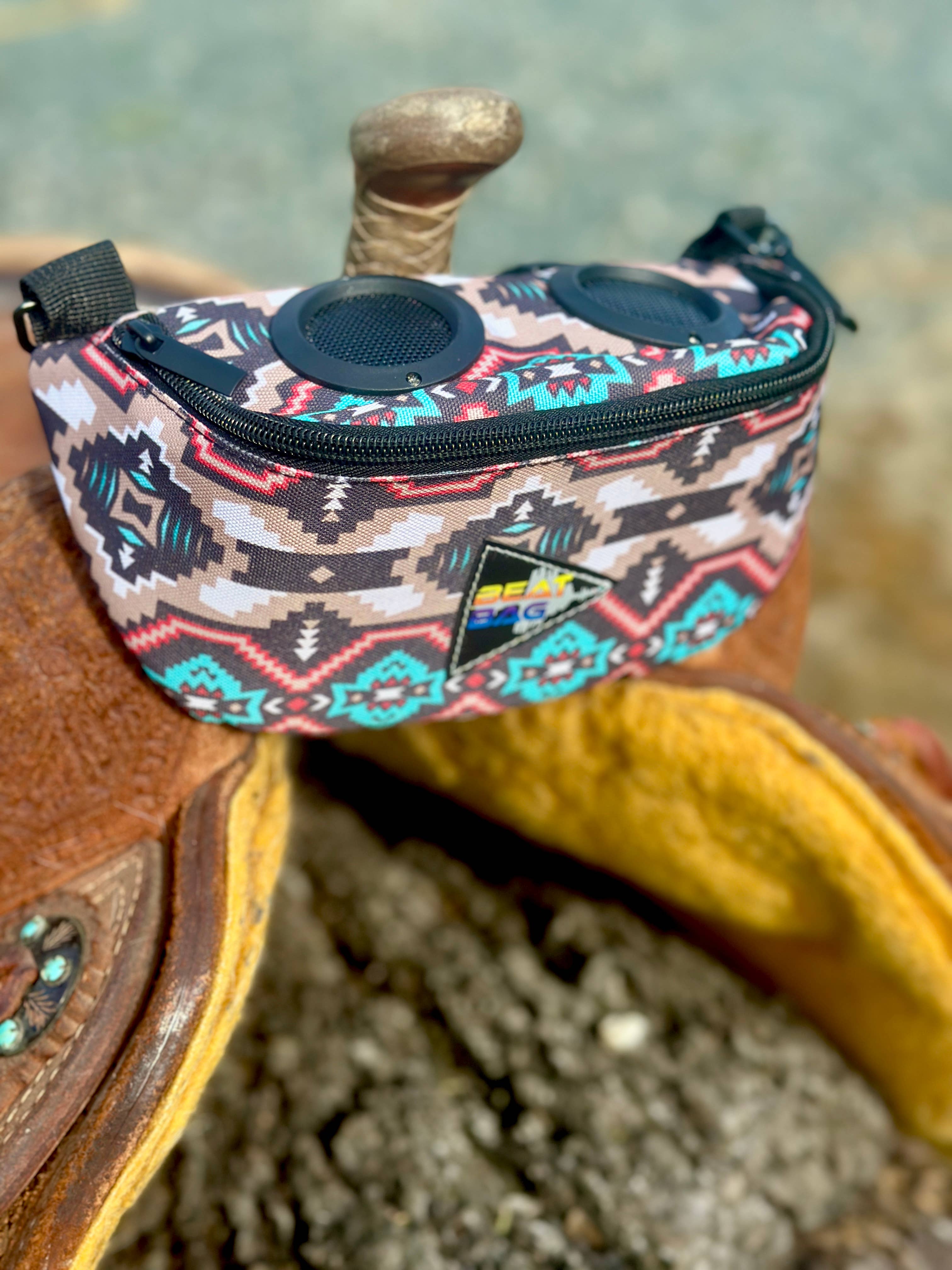 Schulz Equine – wholesale Horseback riding gear – Beat Bag17