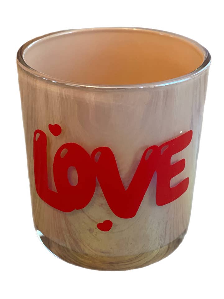 Bougie rouge LOVE pour la vente par Love Valentine