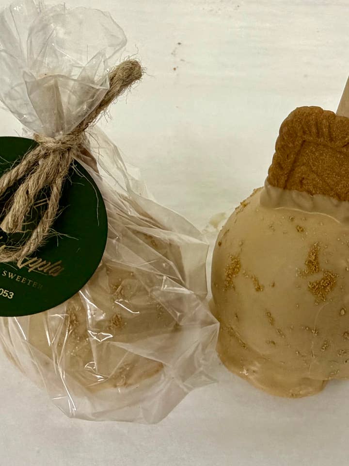 Cookie Butter Biscoff Caramel Apple
for wholesale by Scooty's Apples LLC