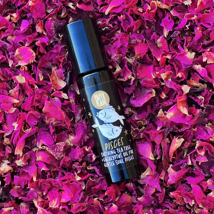 Huile Pisces Zodiac Pulse Point pour la vente par Paper Plane (US Duties Paid)