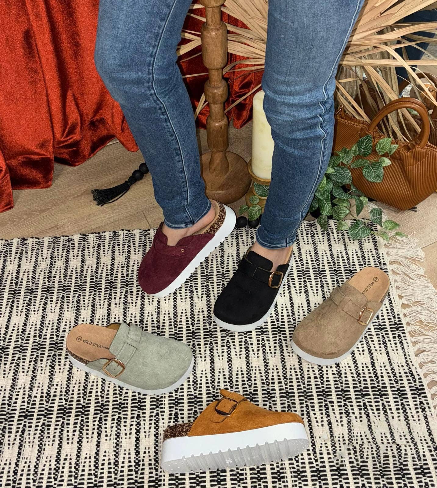 Mars Sky Shoes Wholesale - Vente Mules – femme - Wild Diva JUTTA-01 Mules à boucle pour femmes avec semelle en liège et semelle épaisse - Pack de 18 paires - 15,45/paire5