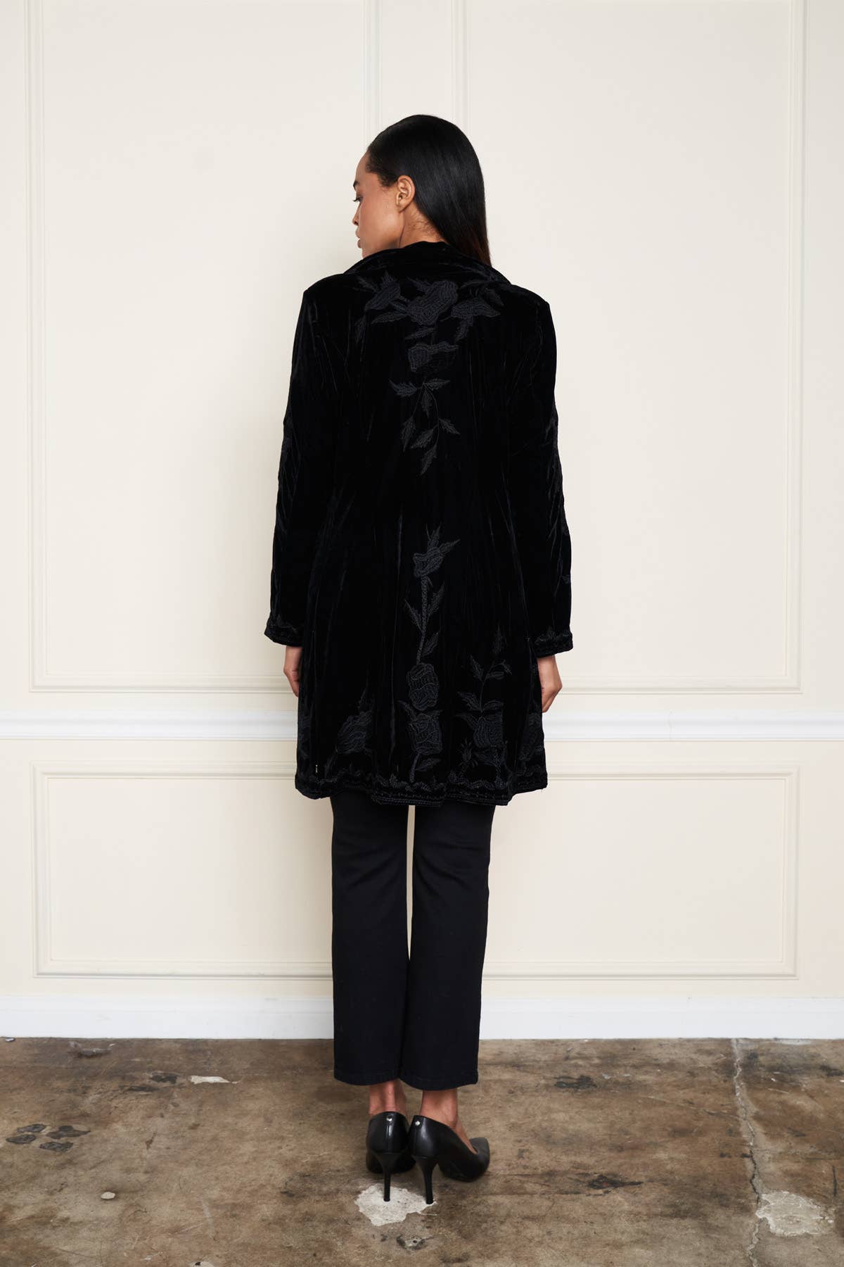 Paparazzi – Engroshandel Jakke - Dame – XY-8176 Stretch fløjl knap tonal broderet jakke18