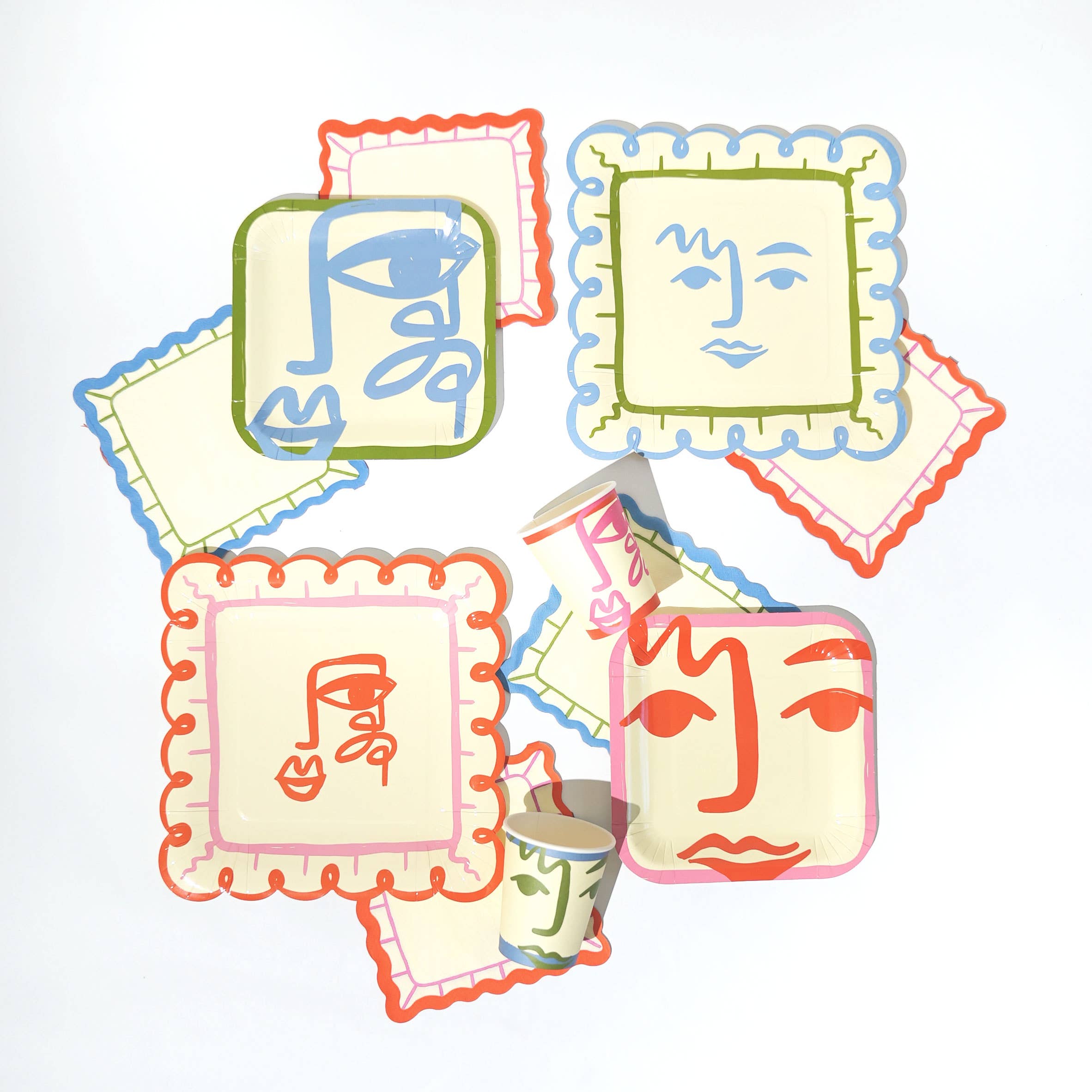 POP Party Supplies, LLC – wholesale Disposable cup – Face Party Cups (x 12) - Art Party Theme1