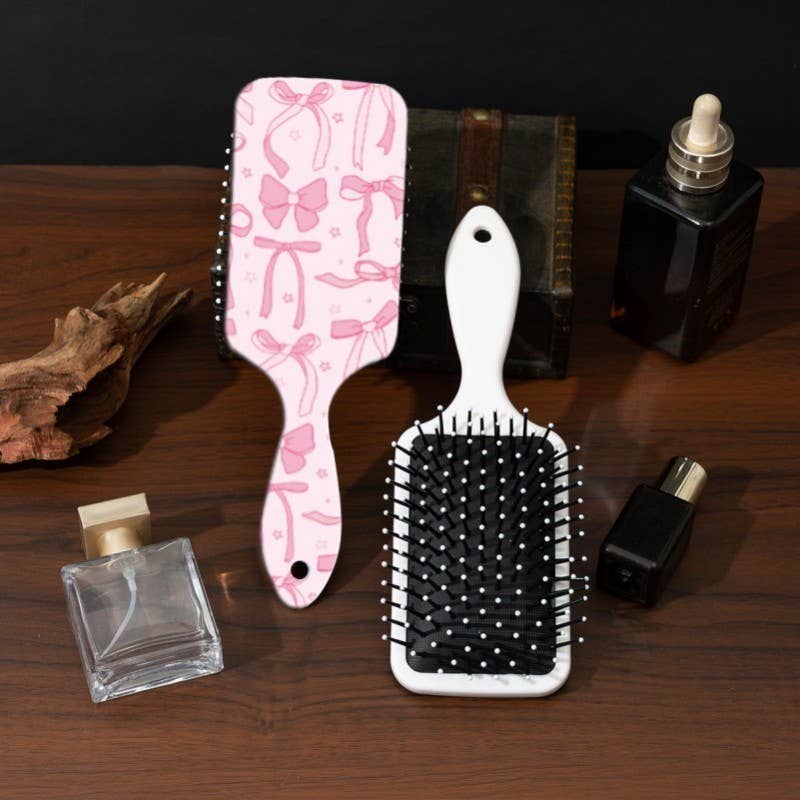 JOSSLYN by wall to wall - Wholesale Hair Brush/Comb - LARGE DETANGLE PADDLE HAIR BRUSH COMB | 40HC10025