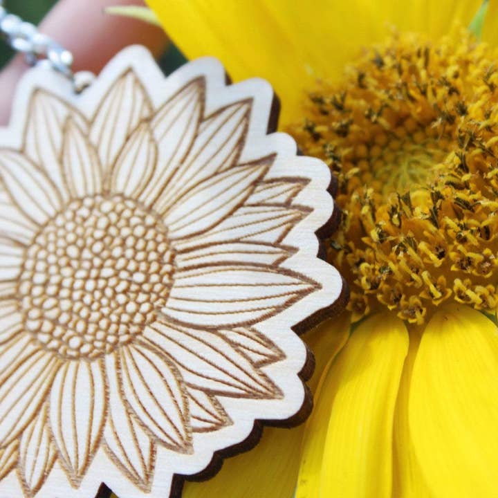 Lady Laser Co - Vendita all'ingrosso Portachiavi - Donna - Portachiavi in legno di girasole, simpatico regalo per lei