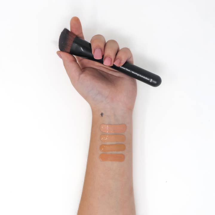 Taylor Made Organics - Vente Fonds de teint - Fond de Teint Minéral Liquide Bio – Léger, Beauté Propre17