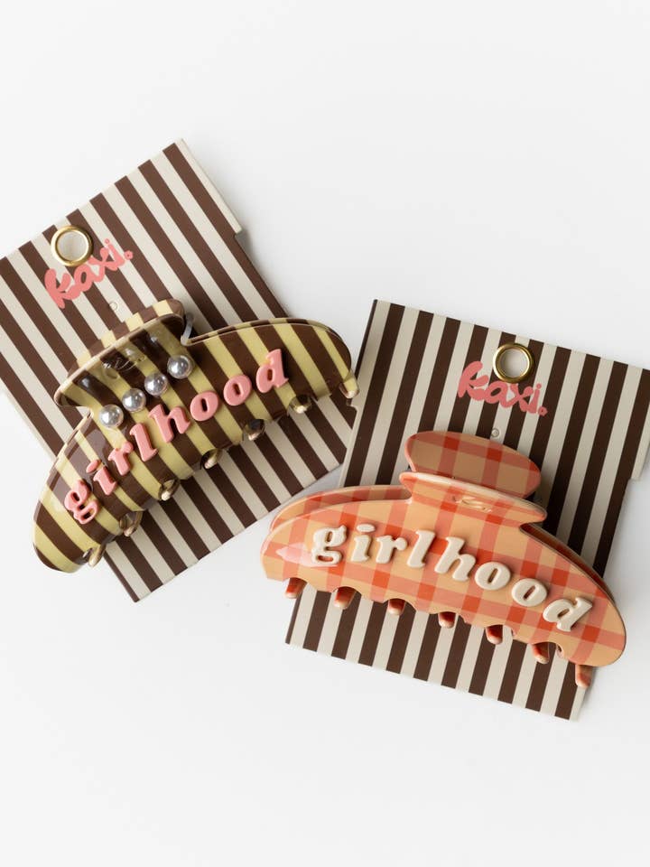 MÄDCHENHAFT ÜBERGROßE KLAUE (2 STILE) für den Großhandel von KAXI