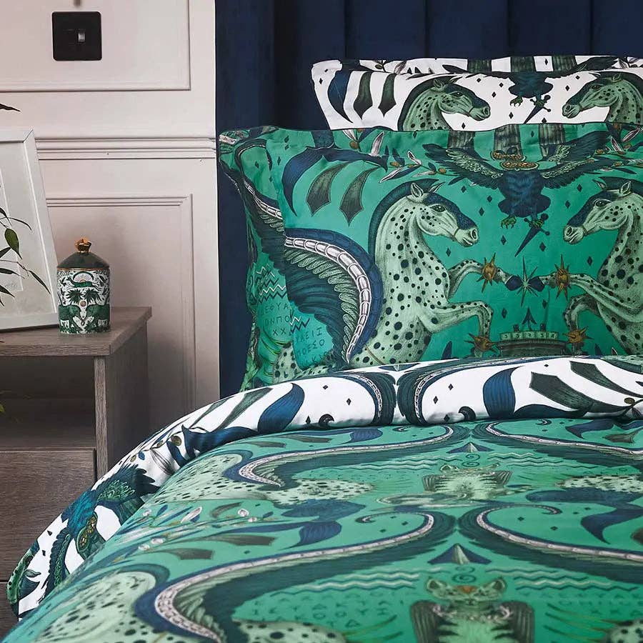 Peacock White Odyssey Bedding Set - UK/EU Sizing for wholesale on Faire28