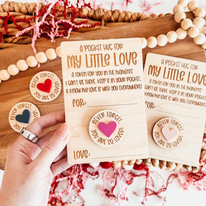 Abraços de Bolso do Coração por atacado de Knotty Design Co.