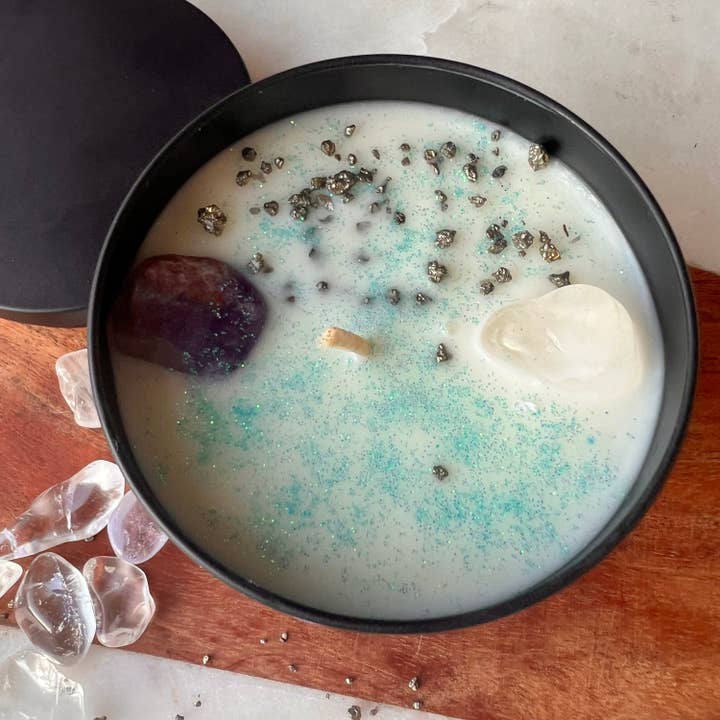 The Moon+Heart – wholesale Burkljus – Stör ej ljus | Intentionsljus | Manifestationsljus | Coola ljus | Kristallinfuserat ljus