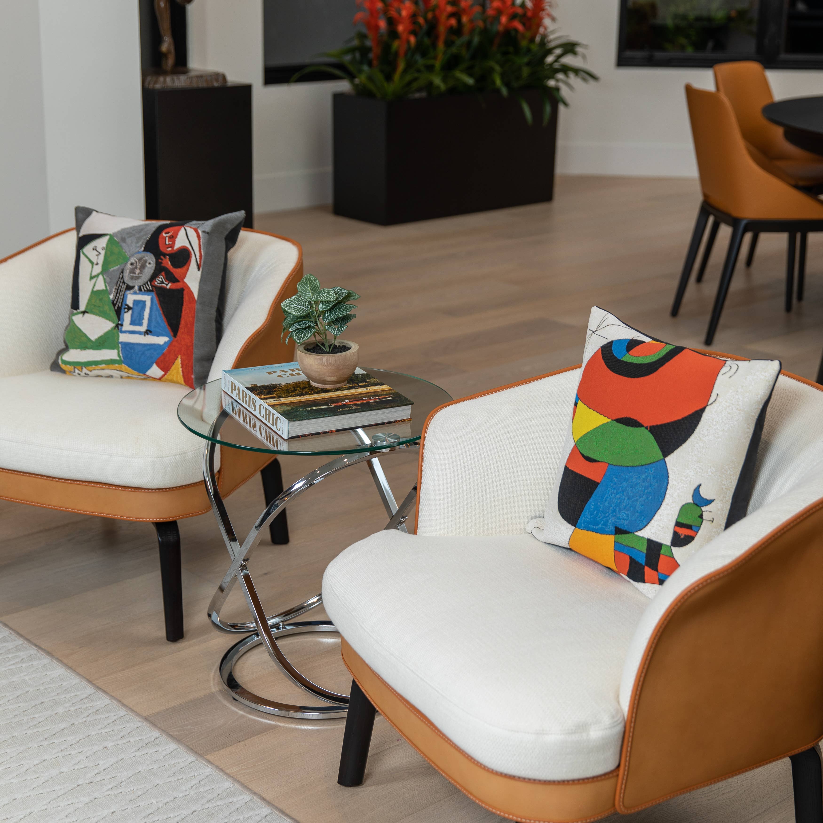 Danya B - Wholesale Side Table - Galaxy Base and Tempered Glass Round End Table17