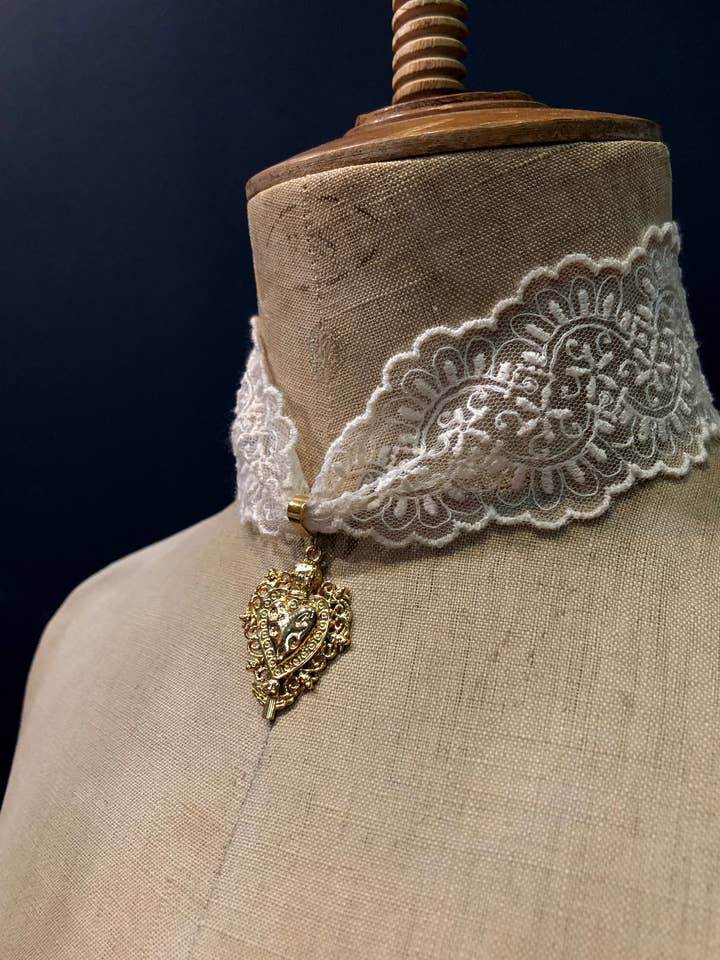 Necklace Verona - Choker Lace for wholesale by Fascinato