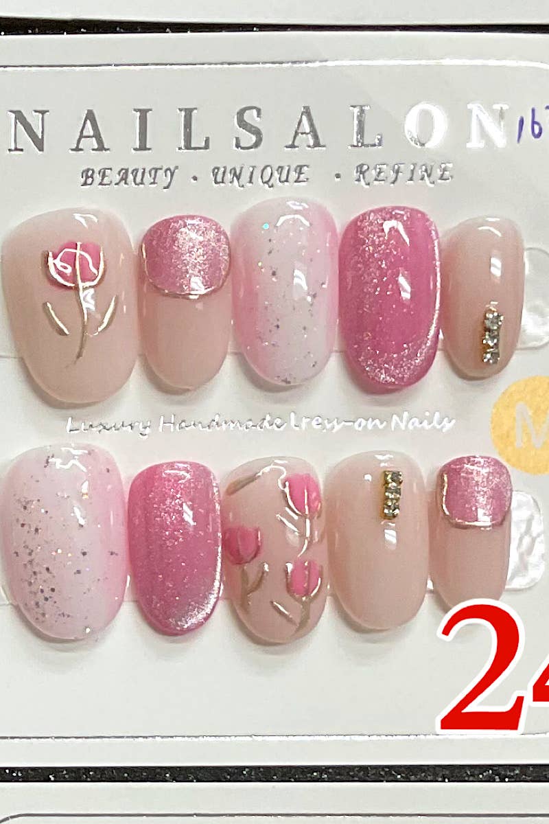 Kids Charm Online - Vente Faux ongles/vernis en patch - APPUYEZ SUR LES ONGLES DES FEMMES EN ACRYLIQUE.7