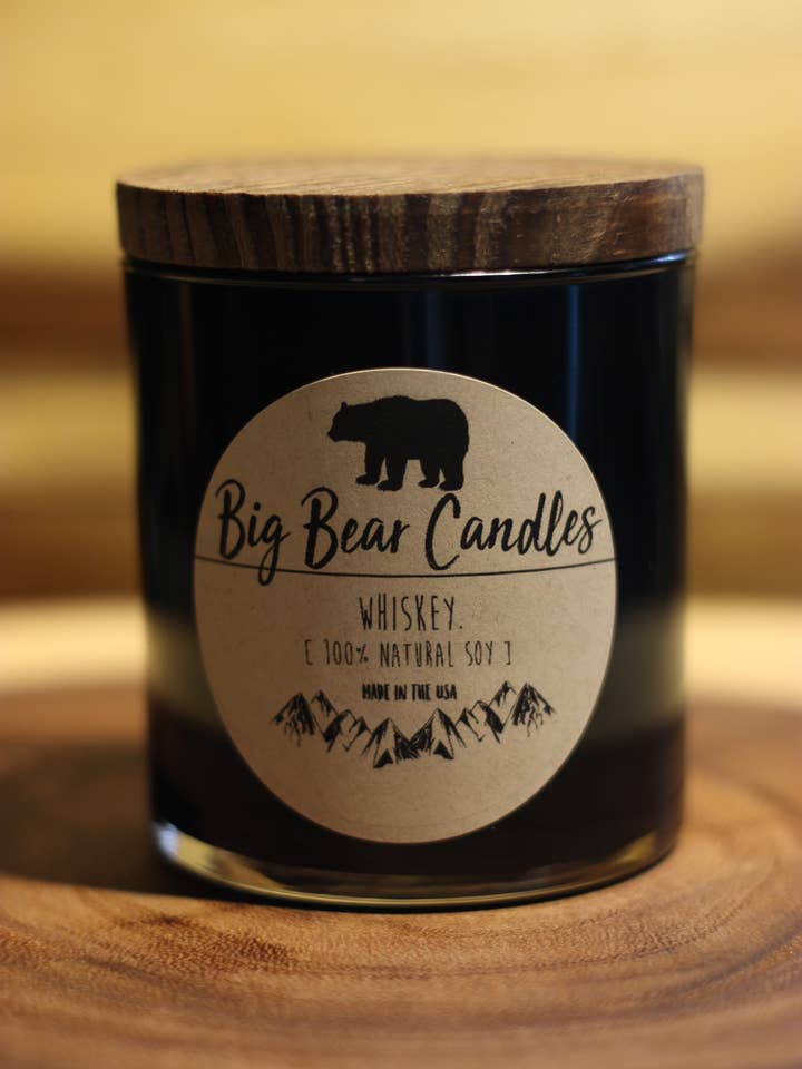 Bougies à la noix de coco/soja coulées à la main - Whisky pour la vente par Big Bear Candles