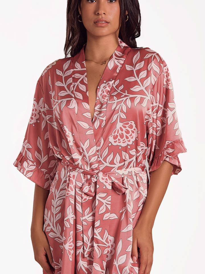 Sienna Floral Stretch Ruffel Sleeve Short Robe
for wholesale by iCollection