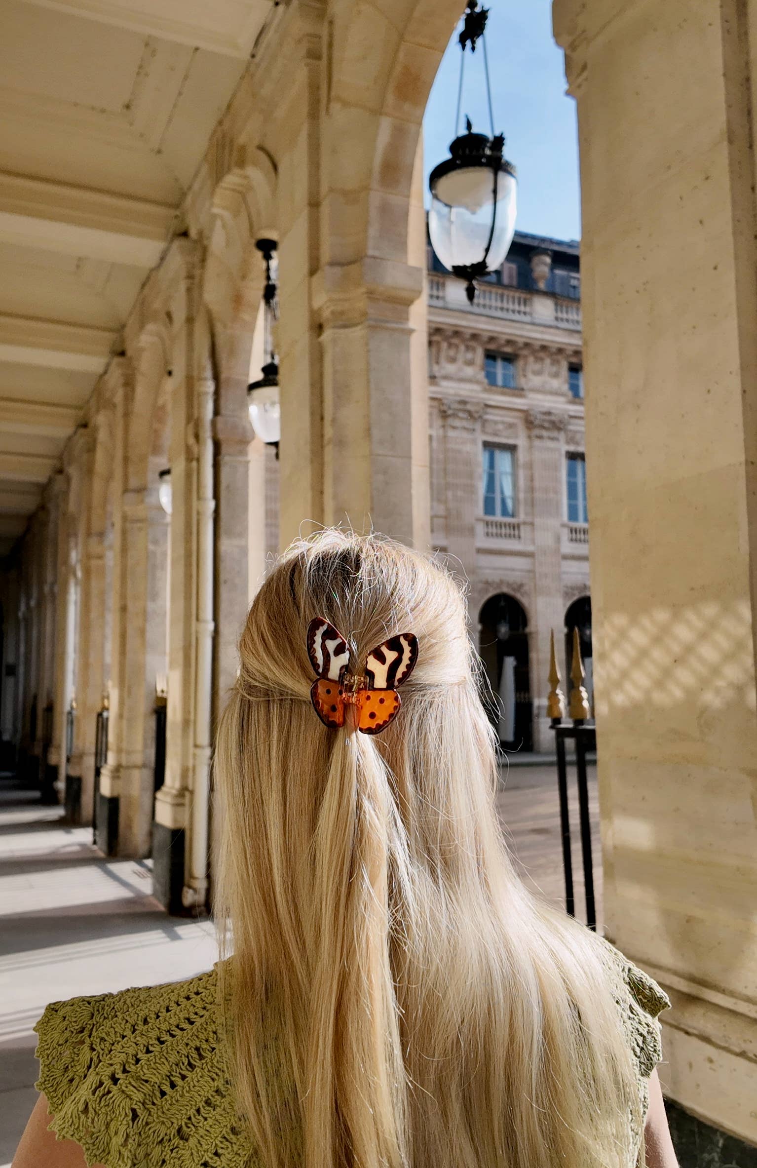 Solar Eclipse – Clips para cabelo - Mulher por atacado – Garra de Cabelo com Mariposa Tigre Pintada à Mão | Ecológico3