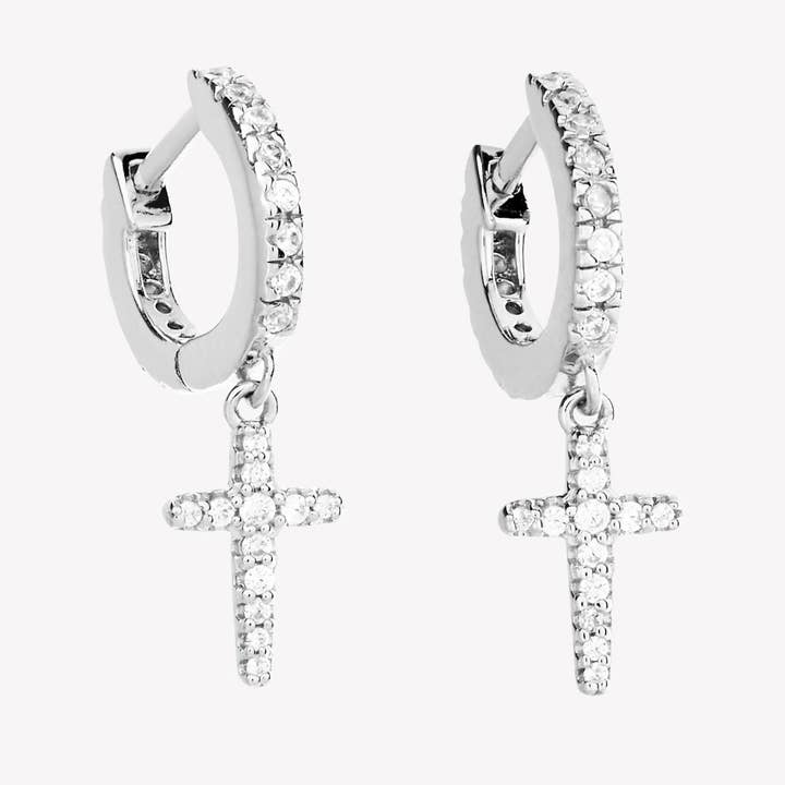 Luminous Pavé Kors Huggie Hoop Örhängen för wholesale av Rizen Jewelry