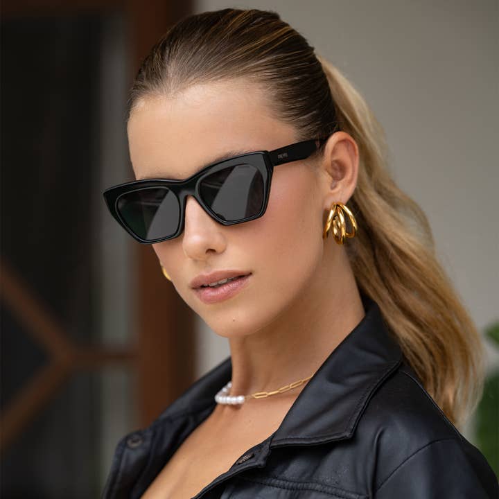 Black Gia Acetate Cat Eye Sunglasses for wholesale on Faire1