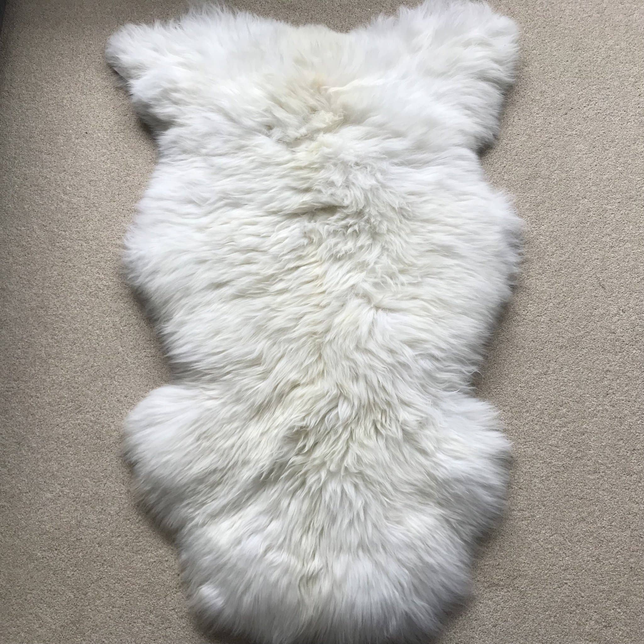 Wildash London - Wholesale Area Rug - Top Quality British White Sheepskin Rug - Large4
