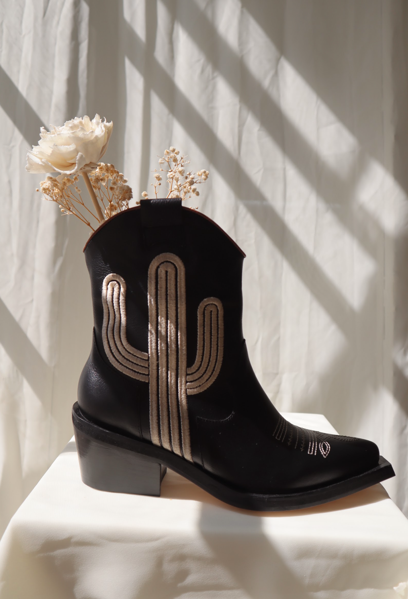 Schwarz Oasis Western Cowboy Damenstiefeletten aus schwarzem Leder für den Großhandel auf Faire11