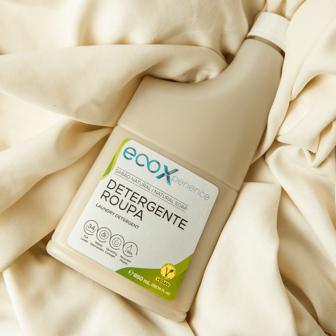 Ecoxperience - Wholesale Laundry Detergent Powder/Pods - Natural Soap Laundry Detergent 0.85L2