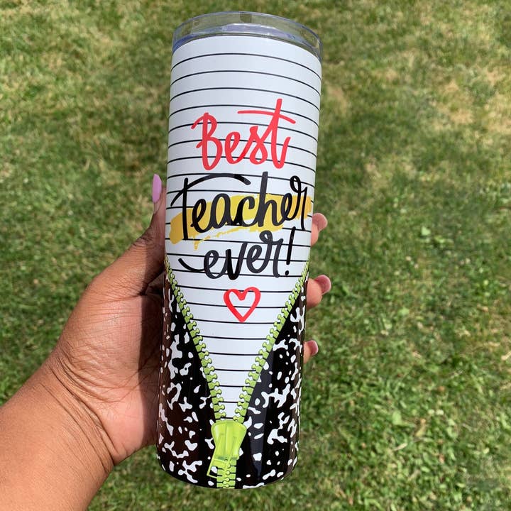 Bester Lehrer aller Zeiten Komposition 20oz Becher für den Großhandel von Dukes Designs & Creations